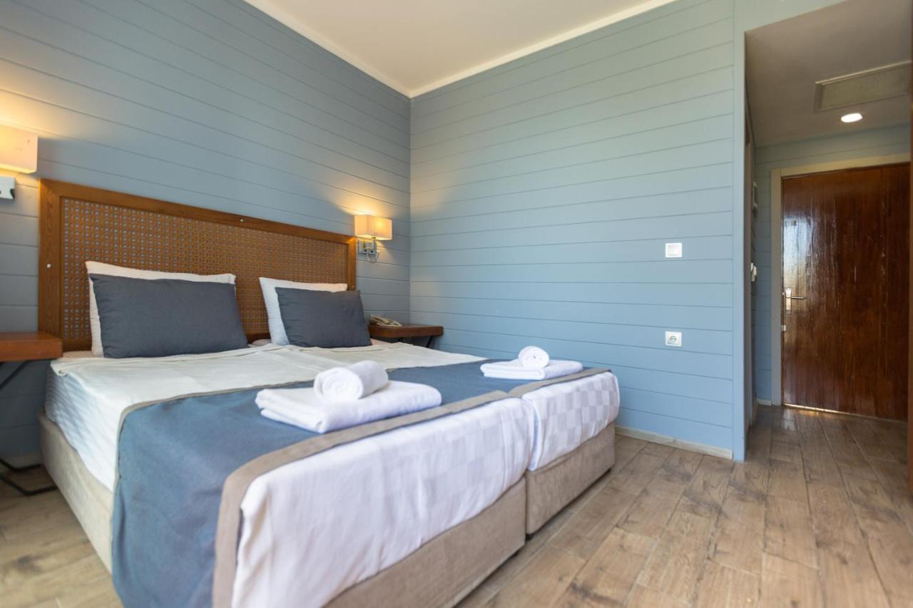 Risus Beach Resort Hotel Kusadası Extérieur photo