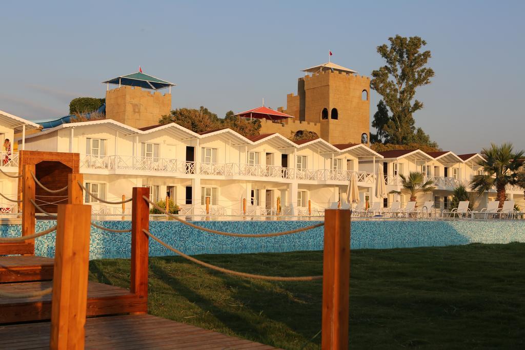 Risus Beach Resort Hotel Kusadası Extérieur photo