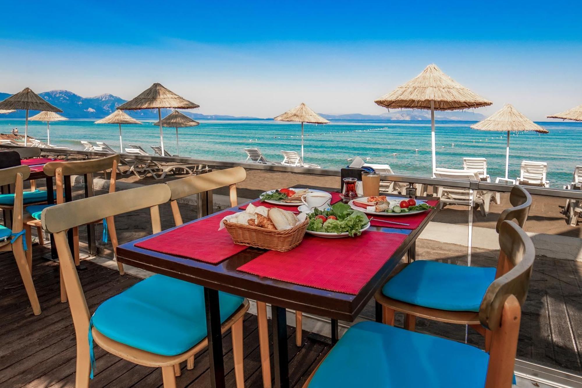 Risus Beach Resort Hotel Kusadası Extérieur photo