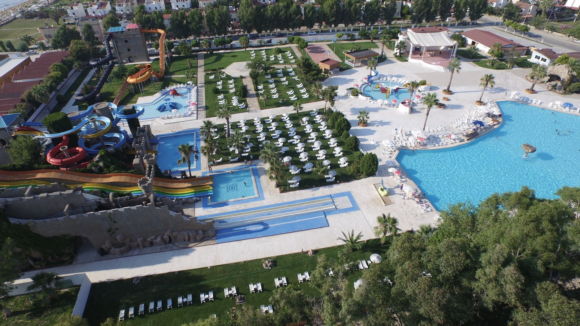 Risus Beach Resort Hotel Kusadası Extérieur photo